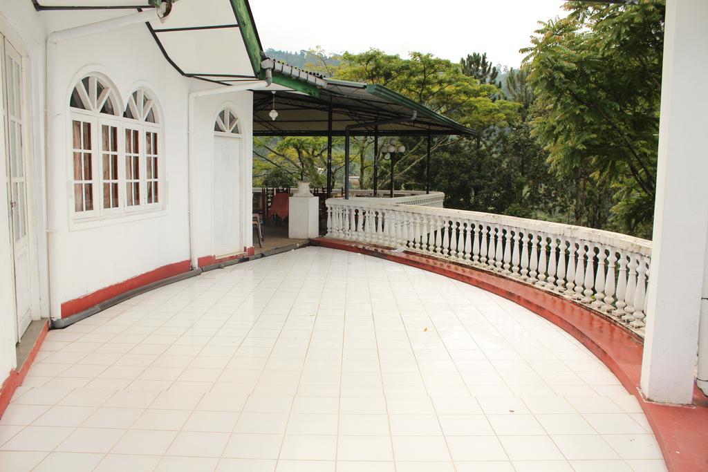 كاندي Royal Mount Hotel الغرفة الصورة
