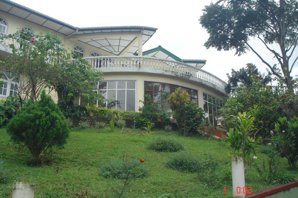 كاندي Royal Mount Hotel المظهر الخارجي الصورة